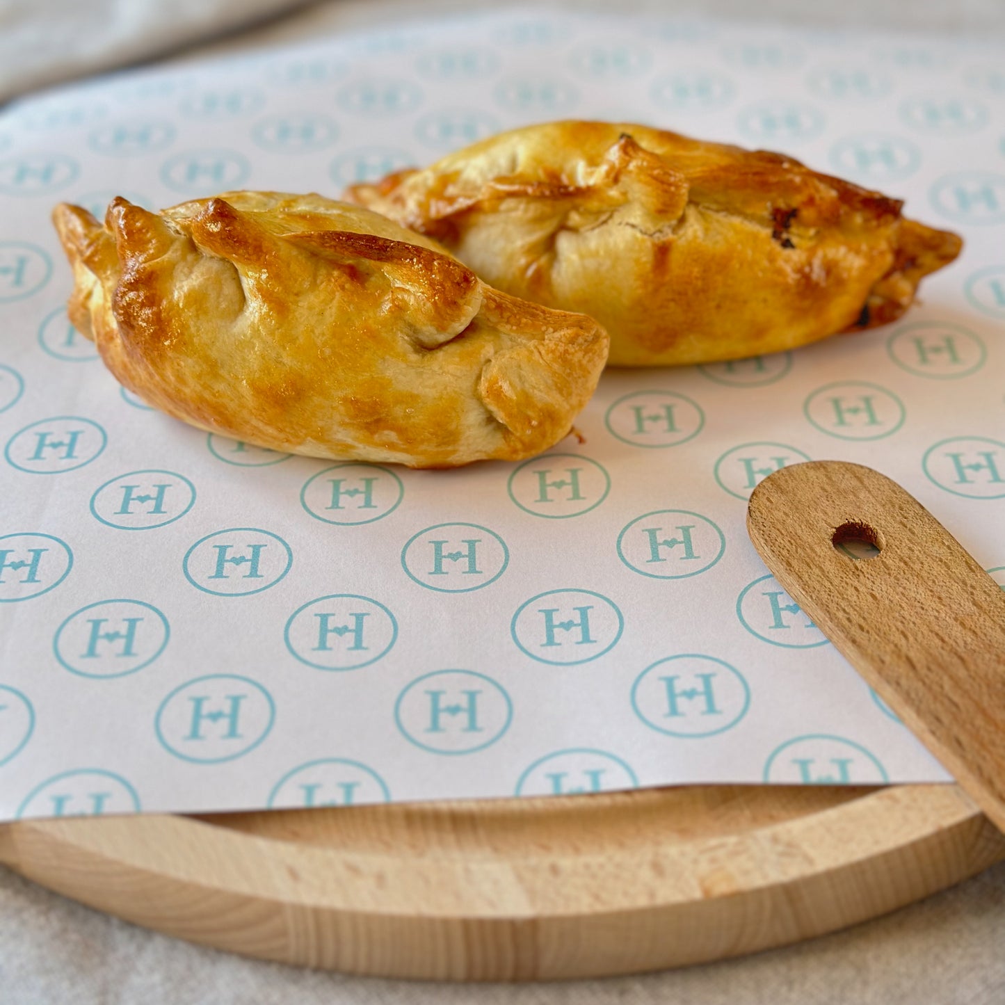 358km Ham and cheese Empanada x6