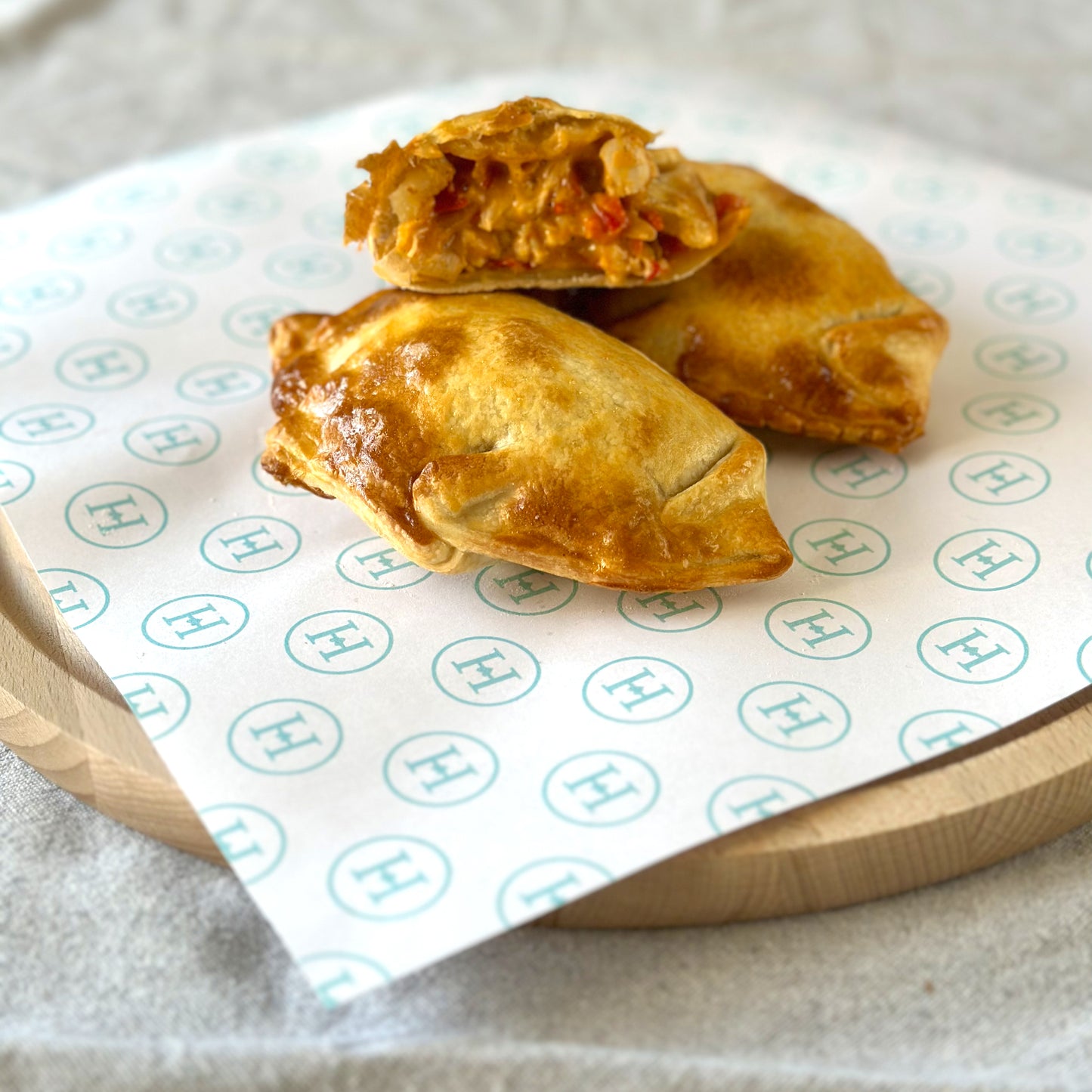 Lucilense Pulled Beef Empanada x6